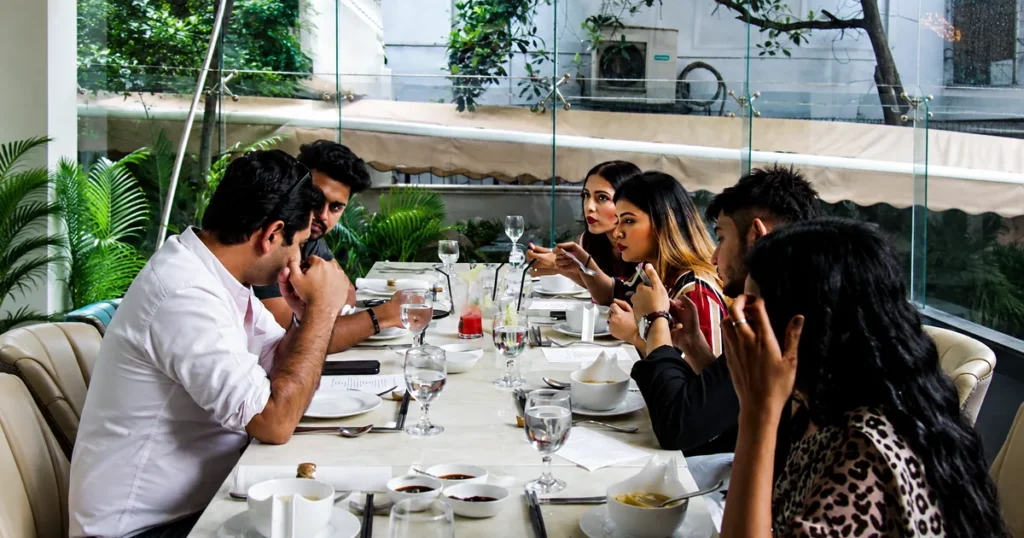 A guide to hosting a corporate event at Chows in Banani, Dhaka.